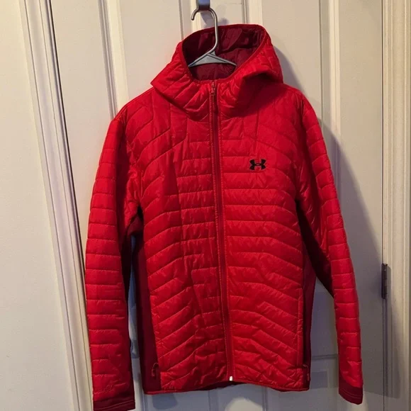 Under Armour Red Quilted Hooded Puffer Jacket - Picture 3 of 10